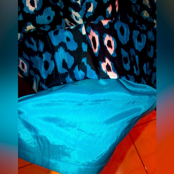 Kay Unger, Silk Blend Blue, BLK&White Leopard, Fit&Flare V-Neck Midi Dress SZ 10 - Picture 10 of 16